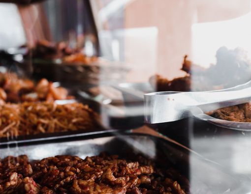 Kiat Jitu Memilih Makanan dan Minuman Sehat di Warteg