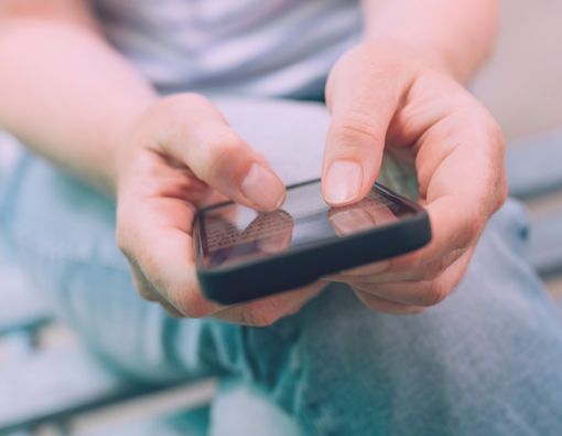  FOMO Berujung Tertipu Tiket Konser Coldplay?