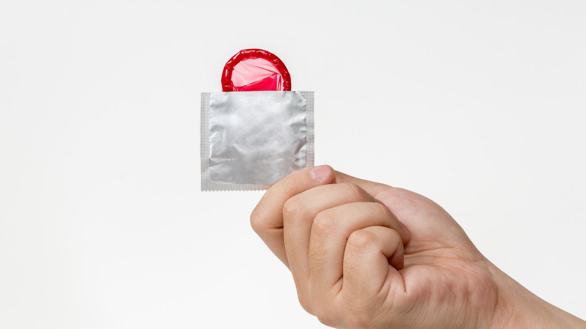 Kondom Bisa Kedaluwarsa Lebih Cepat, Ini Tanda-Tandanya