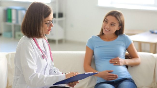 Tips Atasi Nyeri Payudara Saat Hamil