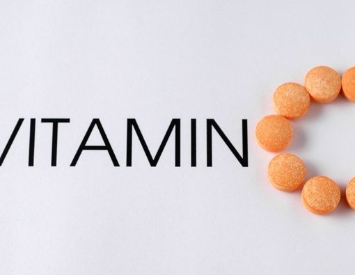 Benarkah Konsumsi Vitamin C Menyebabkan Haid Lebih Awal?