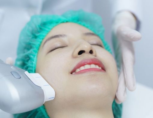 Perawatan HIFU Bikin Kulit Kencang, Kenali Prosedur dan Efek Sampingnya