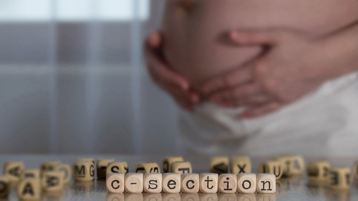 Rekomendasi Posisi Bercinta Setelah Operasi Caesar