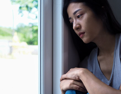 6 Cara Mengatasi Trauma Kehilangan Orang Tersayang