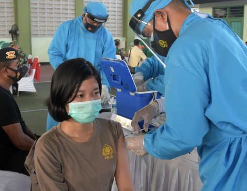 Bisakah Orang dengan Alergi Obat atau Makanan Divaksinasi COVID-19?