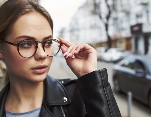 Hubungan antara Mata Minus dan Mata Malas