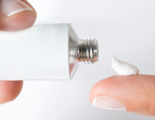 Bahaya Putihkan Selangkangan dengan Ketoconazole-Betametason