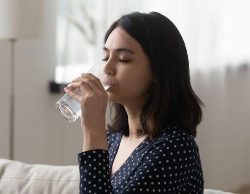 Manfaat Minum Air Mineral bagi Kesehatan Tubuh