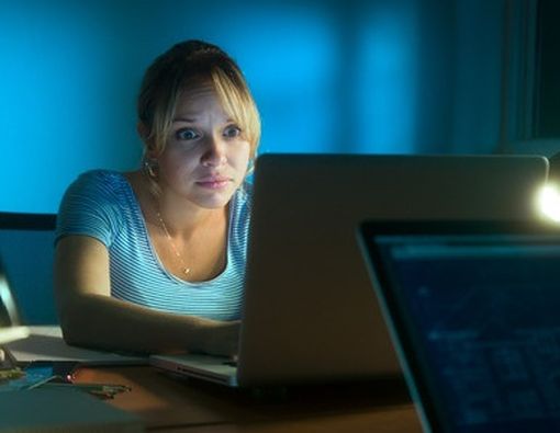 6 Kebiasaan yang Dapat Mengganggu Kesehatan Mata