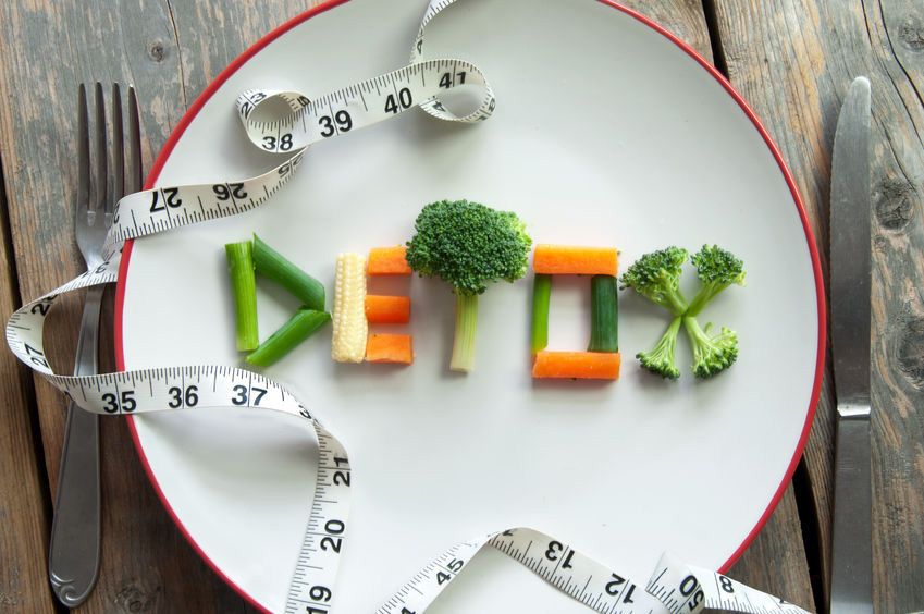 Perlukah Melakukan Diet Detoks?