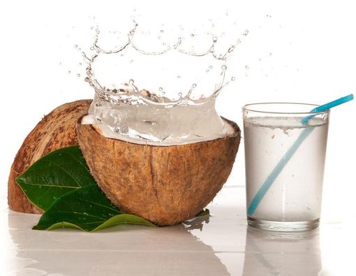 Manfaat Air Kelapa Saat Berbuka Puasa