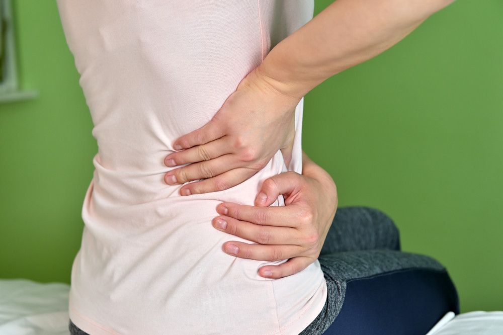 Sering Sakit Pinggang? Awas, Batu Ginjal!