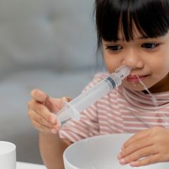 Prosedur Mencuci Hidung di Rumah dengan Larutan Isotonik