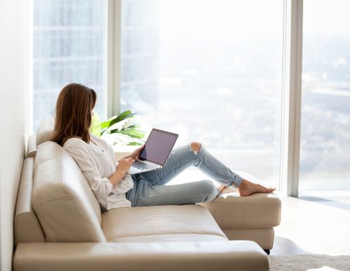 Ini Alasan Email Pekerjaan Bisa Pengaruhi Kesehatan Mental Anda