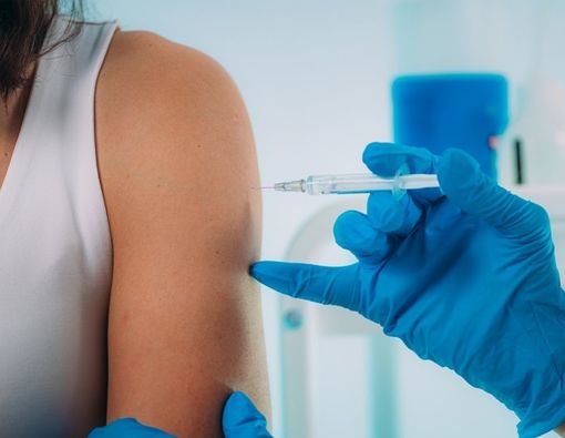 Vaksin COVID Diperpanjang Masa Kedaluwarsanya, Efektifkah?