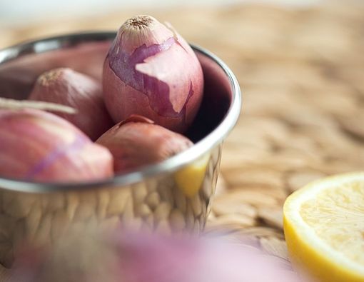 Medfact: Bawang Merah dan Lemon Cegah Virus Corona?