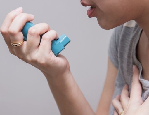 Cara Pakai Inhaler Dosis Terukur untuk Meredakan Asma