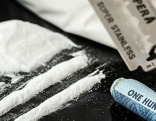 Perbedaan antara Narkotika dan Psikotropika