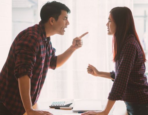 11 Cara Tepat Mengatasi Toxic Relationship yang Bisa Kamu Coba 