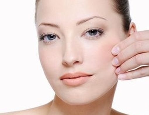 Jurus Ampuh Merampingkan Pipi Tembam