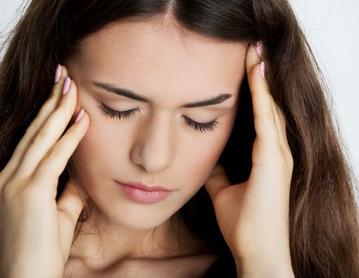 Usir Sakit Kepala dengan Cara Mudah Ini