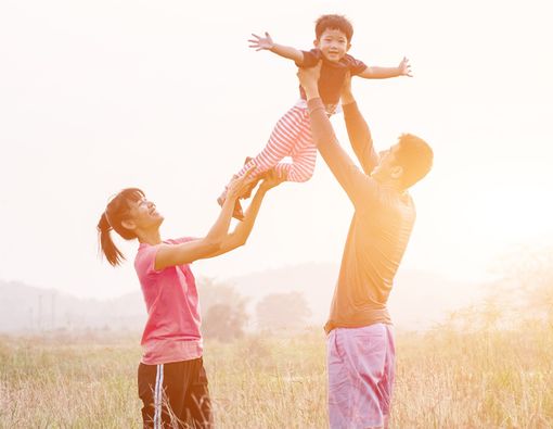 Aktivitas Outdoor Bisa Memperkuat Ikatan dengan Si Kecil