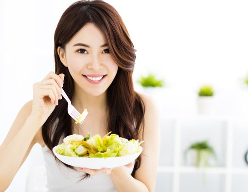 Cukupkah Sarapan Hanya dengan Salad?