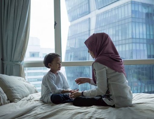 Bolehkah Orangtua Berbohong pada Anak? Ini Kata Psikolog