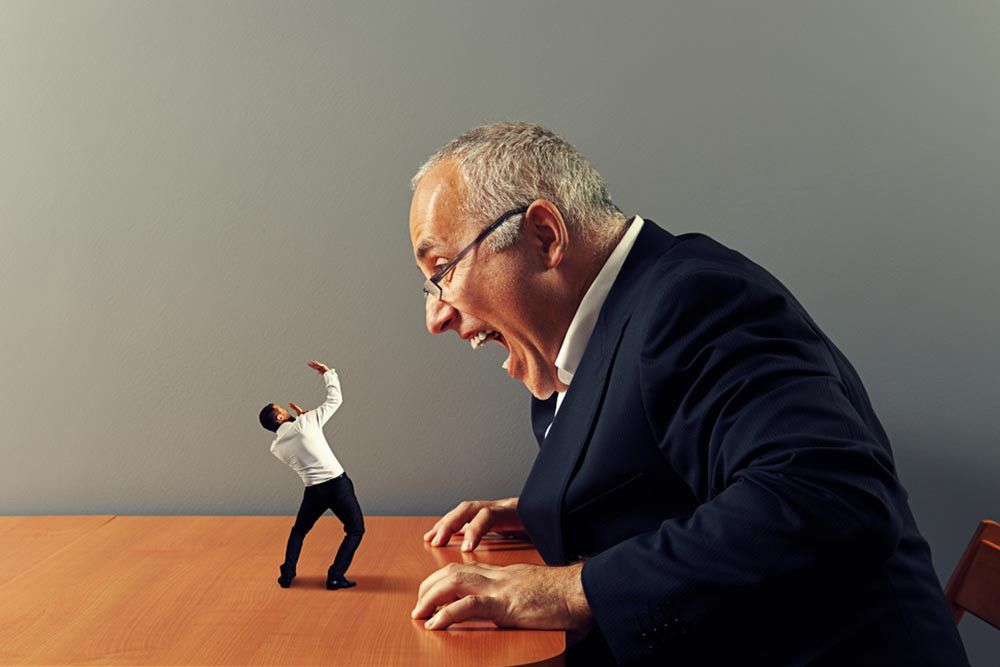 5 Ciri Atasan Pembawa Efek Negatif bagi Kesehatan