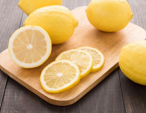 Benarkah Jeruk Lemon Dapat Obati Mag Secara Alami?