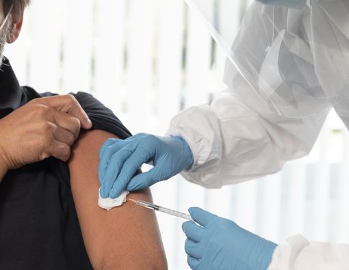 Vaksin Meningitis: Manfaat, Jenis, dan Siapa yang Perlu 