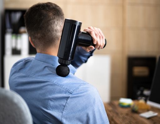 Manfaat dan Bahaya Penggunaan Massage Gun