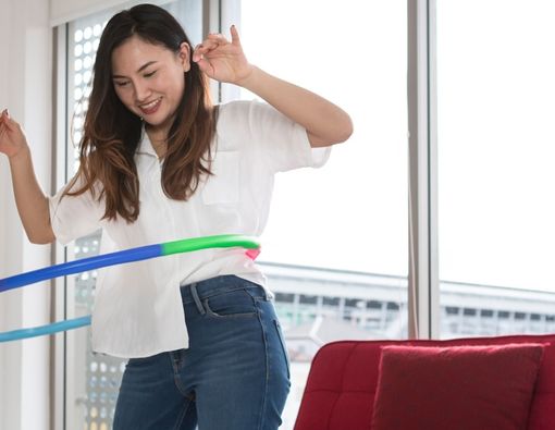 Beragam Manfaat Hula Hoop untuk Kesehatan Tubuh