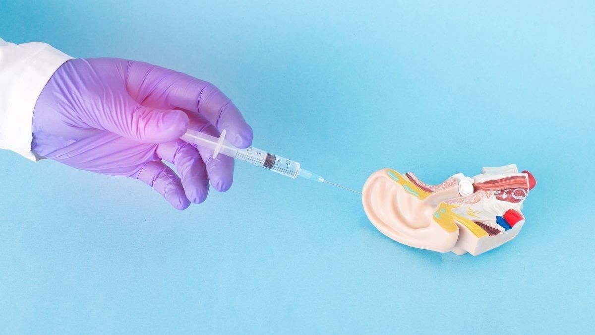 Studi: Suntik Steroid ke Telinga Efektif Atasi Tuli Mendadak