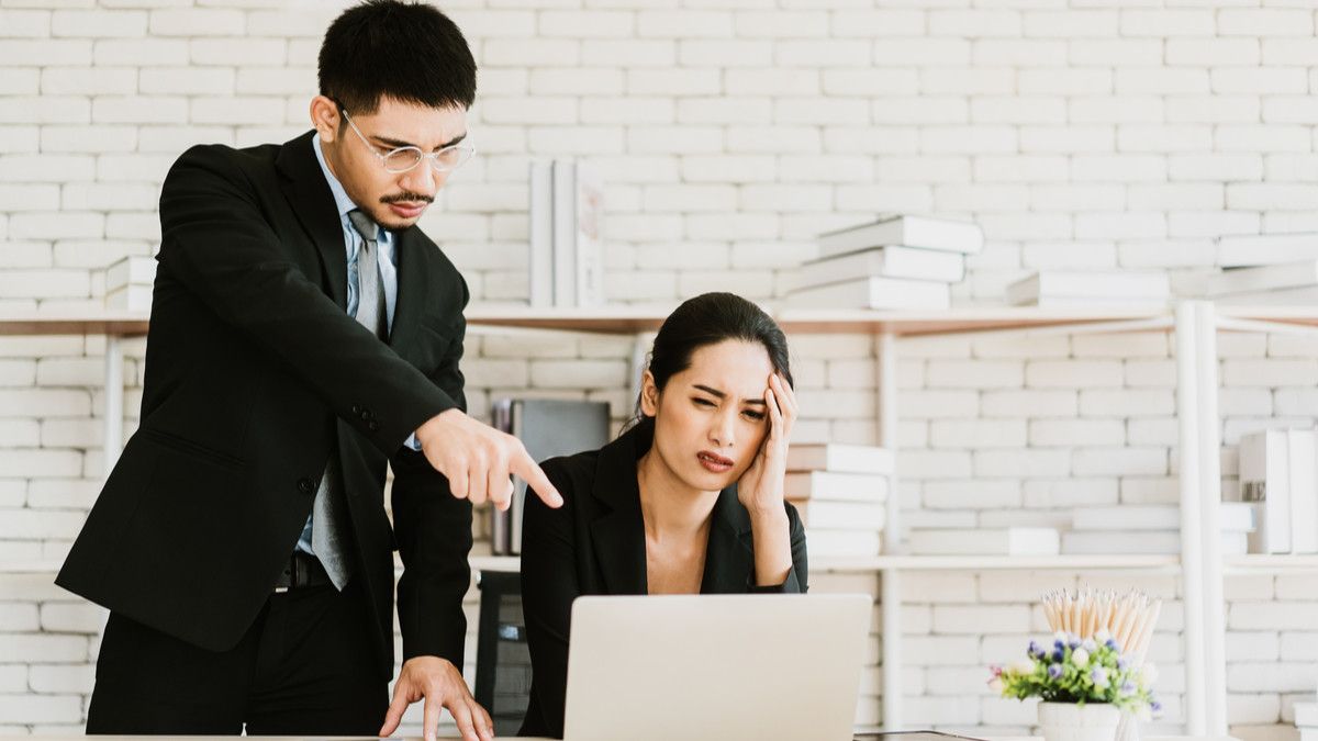 Penyebab Orang Bersikap Bossy dan Ketus saat Bicara