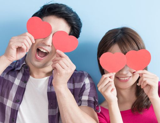 Mengapa Jatuh Cinta Bikin Kita Jadi Bodoh? Ini Kata Peneliti!