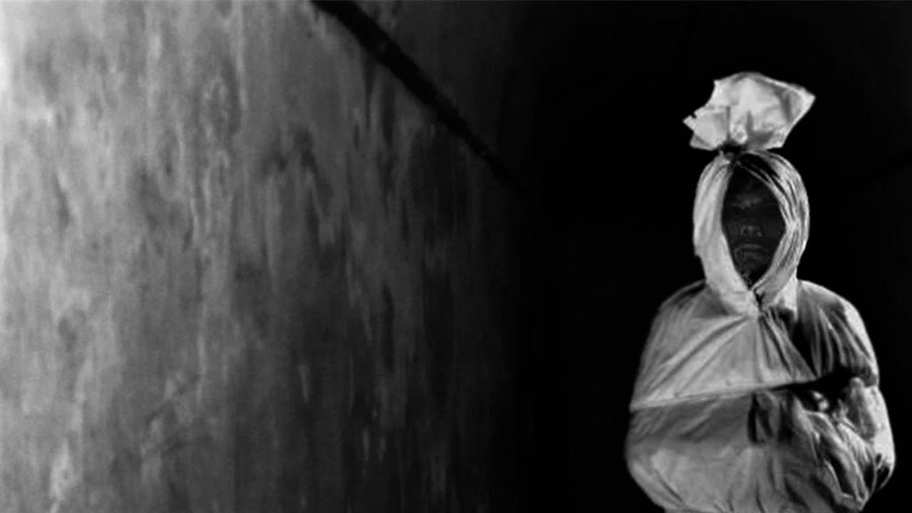 Pocong untuk Menakuti Warga, Benarkah Efektif Mencegah Virus Corona?