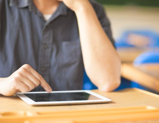 Momo Challenge, Bukti Bahayanya Kecanduan Gawai