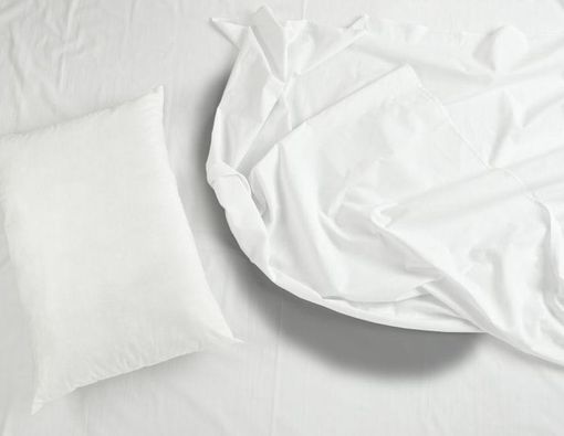 Mengompol Bisa Diturunkan dari Orangtua