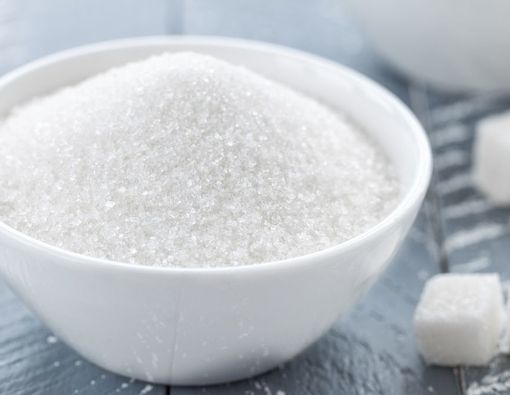 Menyingkap Bahaya Konsumsi Gula Berlebih untuk Kulit