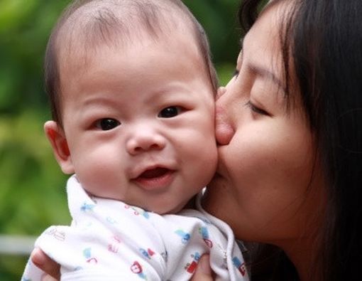 Menjadi Ibu: Pekerjaan Paling Sulit Tapi Paling Menyenangkan