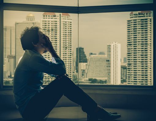 Benarkah Orang Sukses Rentan Bunuh Diri?