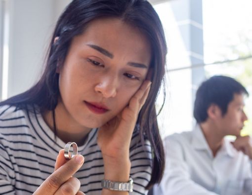 Menghadapi Calon Suami yang 'Anak Mami'