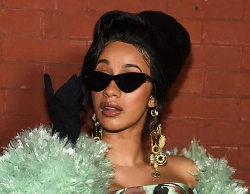 Cardi B Lakukan Bleaching Vagina, Kira-Kira Aman Tidak, Ya?