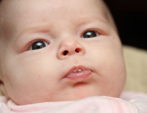 Manfaat Bayi Main Gelembung Ludah untuk Tumbuh Kembang