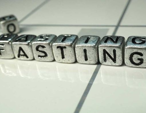Menyingkap Efek Puasa pada Penderita Penyakit Ginjal Kronis
