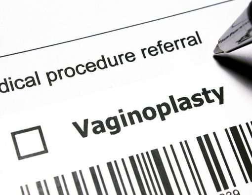 Keksa va yosh lesbiyanlar kopro