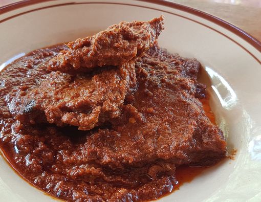 Rendang Picu Kolesterol Tinggi, Atasi dengan Cara Ini